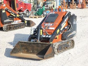 sk350 mini skid steer|SK350 mini skid steers .